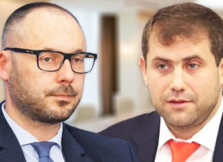 Оппозиция и власть пробуют наступать и защищаться, используя закон