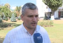 Чьи интересы представляет Александр Слусарь?
