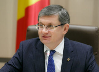 Языковой вопрос не дает покоя Игорю Гросу