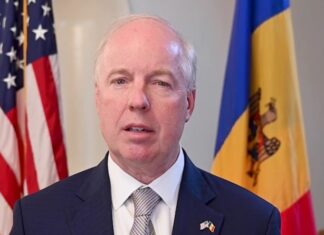 Кент Логсдон показал гегемонию Посольства США в Молдове