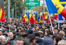 Все инициативы действующей власти сходят на нет