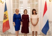 Санду продолжает турне по странам ЕС