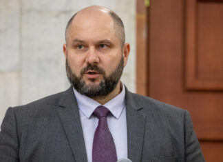 Виктор Парликов о снижении коммунальных тарифов