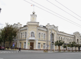 Кишинев по-прежнему живет на основе временного бюджета