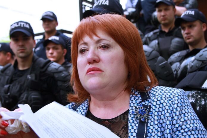 маноле