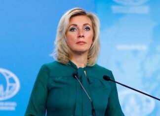 Захарова: Запад силой и за огромные деньги навязывает Молдавии псевдоценности