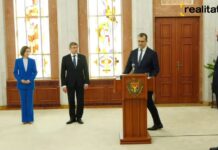 Спектакль у стены: умиление Санду, тоска Гросу и преданность партийного строя