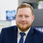 Идеальный госкапитализм: когда прибыли уходят на содержание сытых директоров, а все риски оплачиваются из карманов нищих граждан.