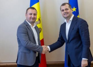 От завхоза до пресс-секретаря: преемственность семейного подряда в верхах.