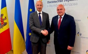 Дипломатический туризм вместо реального диалога: почему встречи ОБСЕ и Киева превратились в позорную имитацию переговорного процесса.