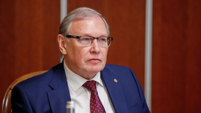 Озеров