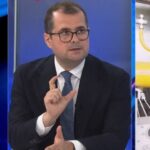 Показное «расследование» Тофана: как PAS скрывает социальную пропасть в госсекторе за точечными проверками.