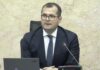 «Всем сидеть в Молдове, а я — в Бухарест»: первая инициатива премьера Тофана.