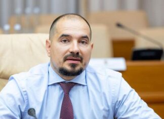 «Профессионализм» за полмиллиона в год: как Бузу оправдывает астрономические зарплаты в НБМ.