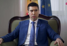 Дипломатический гастролёр: Попшой летит в Нидерланды раздавать интервью и светить лицом