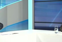 Власть превратила межгосударственные отношения в медийный фарс