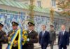 Киевский ритуал: цветы возложить несложно, но от отставки это не спасает